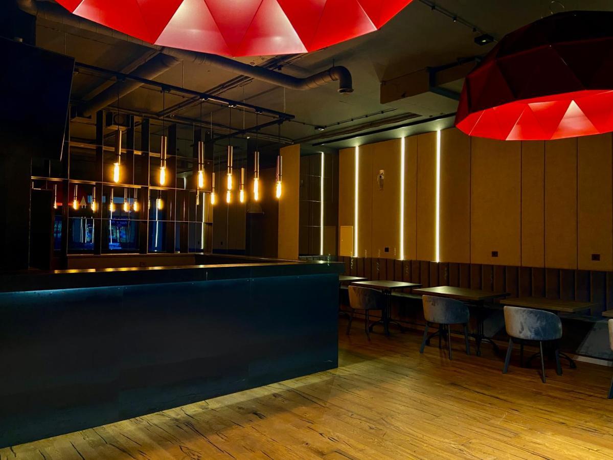 Aparts Hotel Radom Eksteriør billede